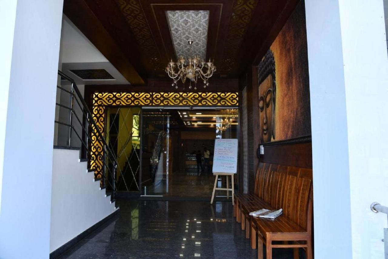 Ssr Residency Hotel Mandya ภายนอก รูปภาพ