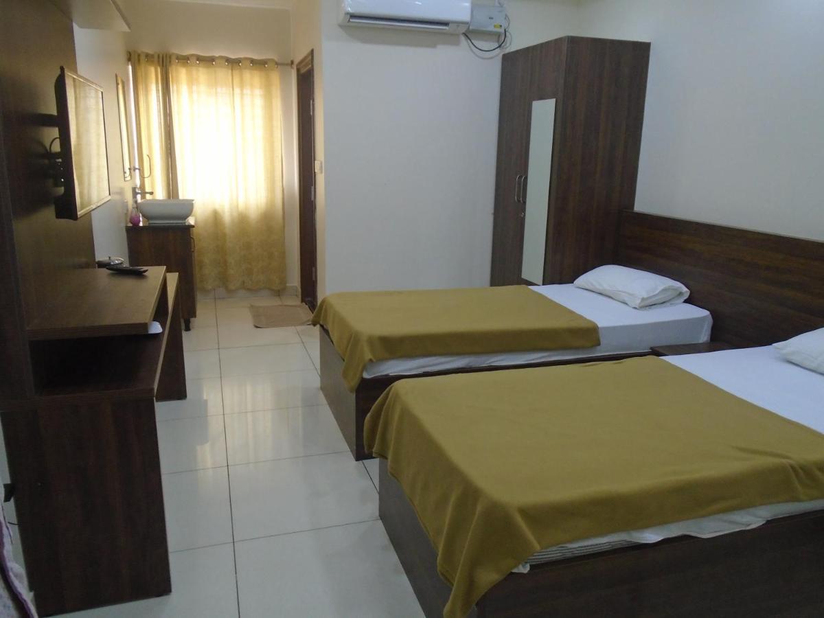 Ssr Residency Hotel Mandya ภายนอก รูปภาพ