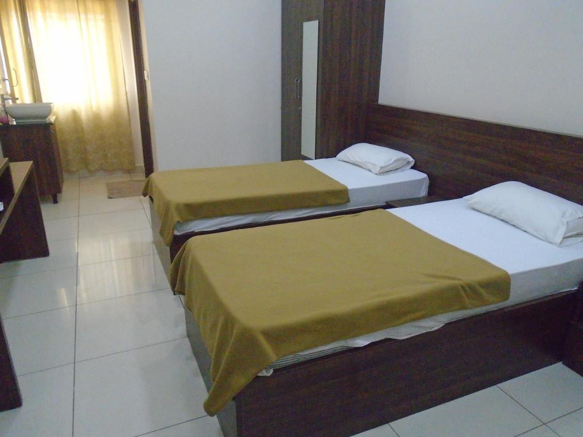 Ssr Residency Hotel Mandya ภายนอก รูปภาพ